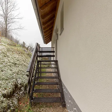 Brlog Apartment Zgornje Gorje Exterior photo